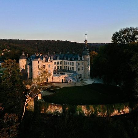 Le Chateau De Mirwart ภายนอก รูปภาพ